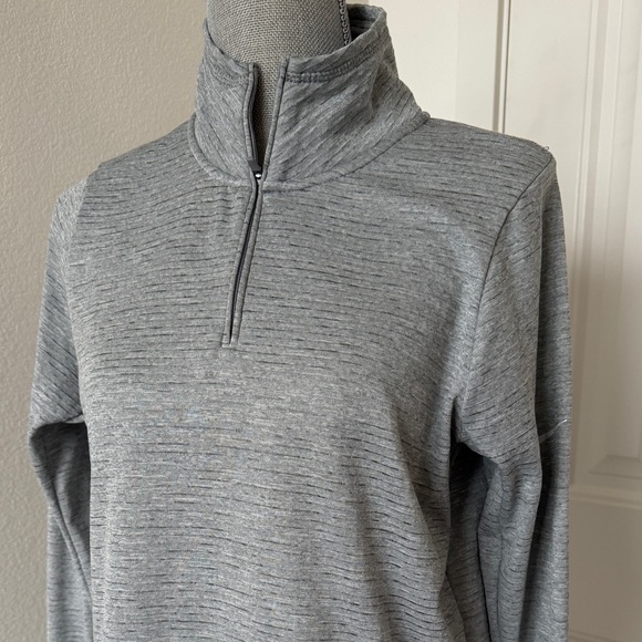 Nike Swift Women's Dri-FIT UV 1/4-Zip Running Top - Picture 2 of 8
